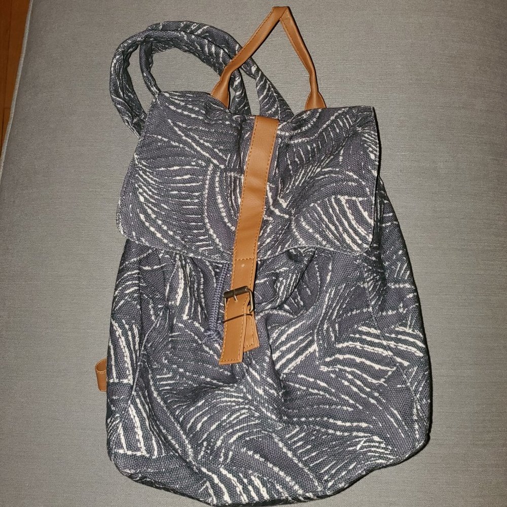 Beachly - Lu & Elle backpack - gently used